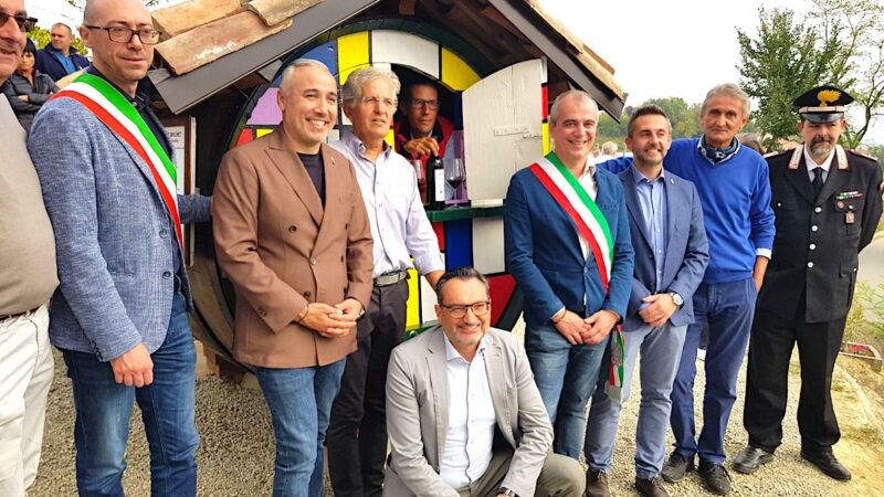 BOTTE “BRICHET TRIBUTO A MONDRIAN” AD AGLIANO TERME. Il Vicepresidente della Regione Piemonte Inaugura il Capolavoro di Ferraris & Giovo nei Paesaggi Unesco